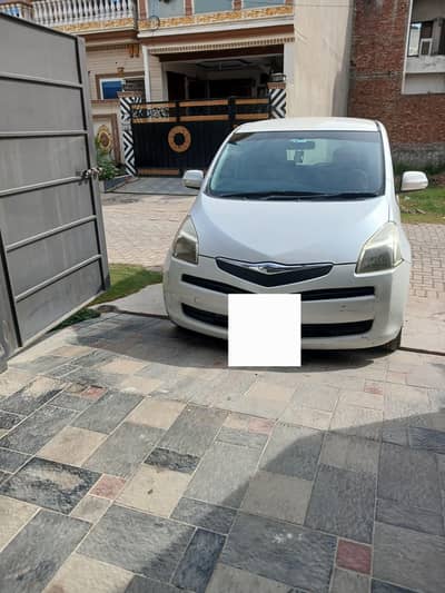 Toyota Ractis 2006