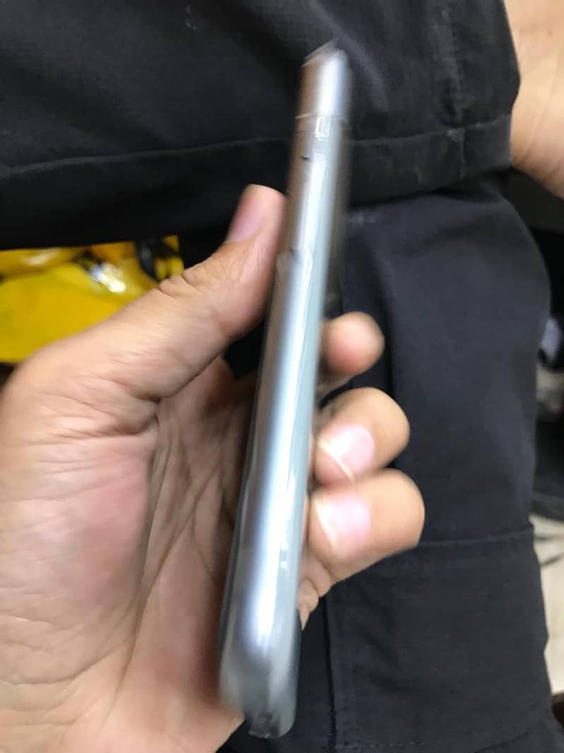 Google Pixel 8 2