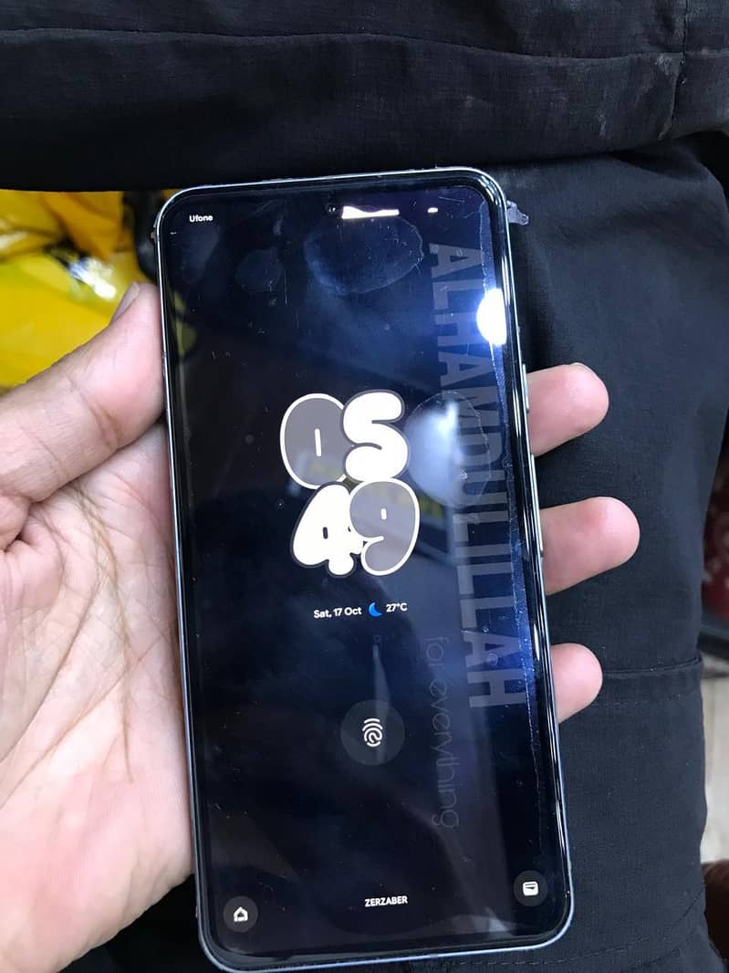 Google Pixel 8 3