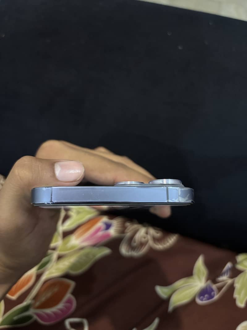 Apple iPhone 13 Pro Max 6