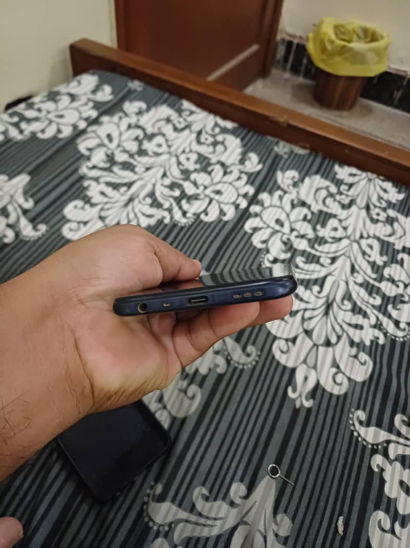 OPPO A54 3