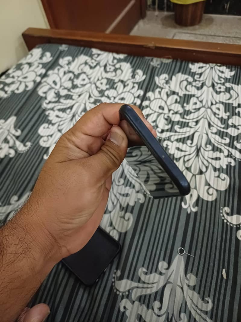 OPPO A54 5