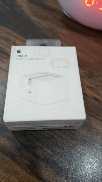 Apple 20 watt USB C charger
