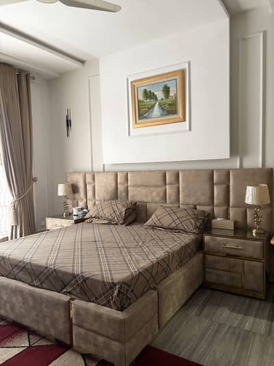 King-size Bedroom Set