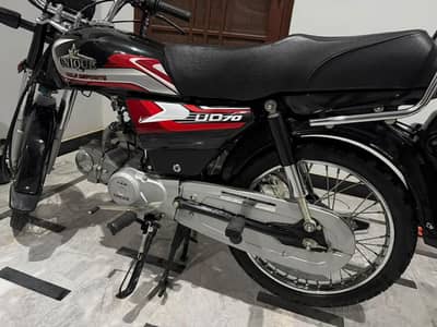 Unique 2025 Model Bike | Only 1800 KM Driven | Like New Condition