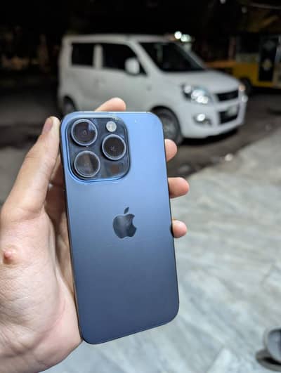 Apple iPhone 15 Pro jv