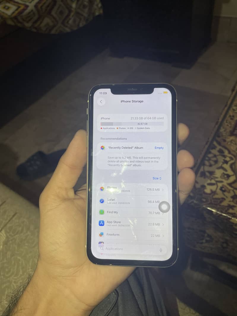 Apple iPhone 11 1