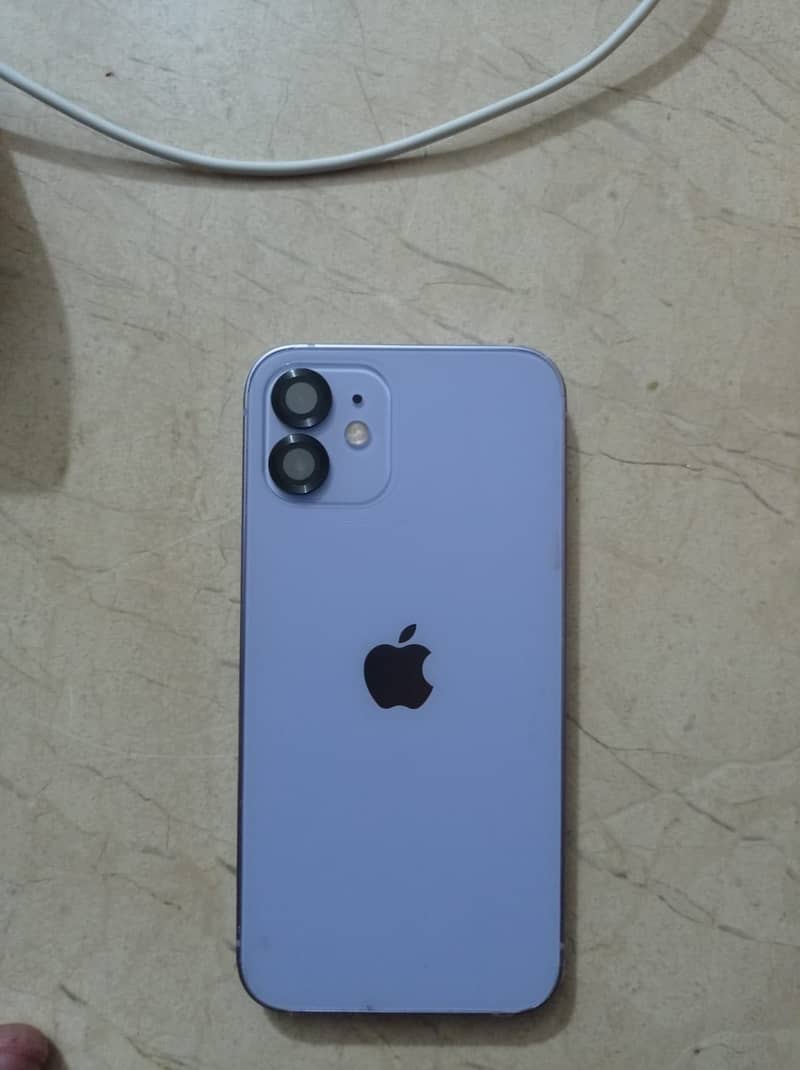 Apple iPhone 12 2