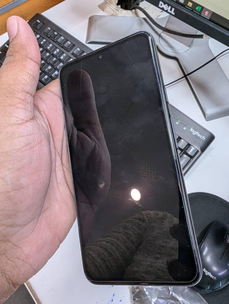 Google Pixel 8 2