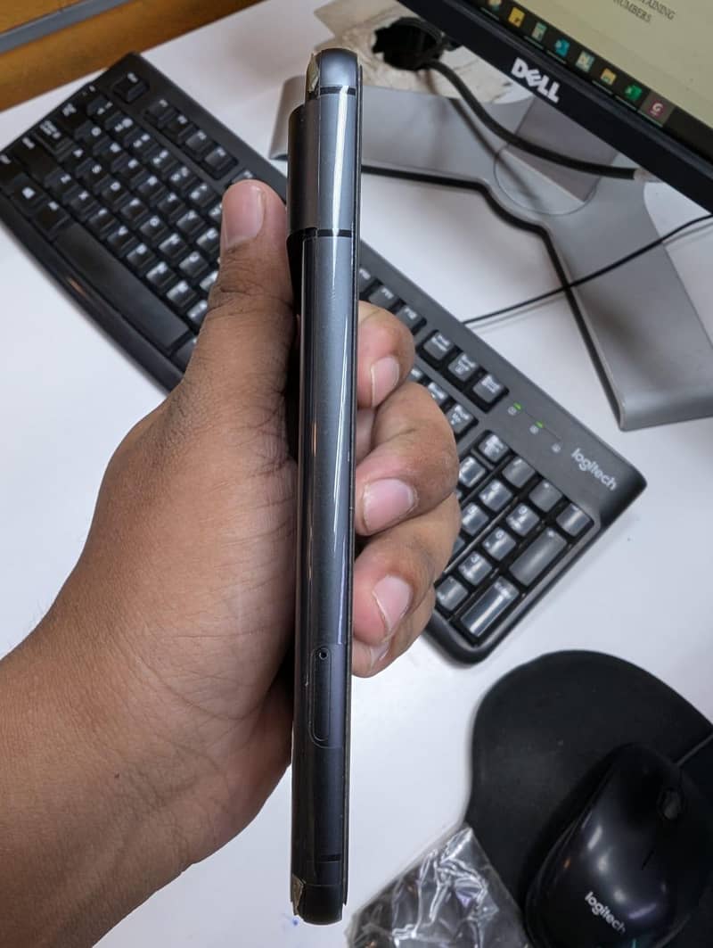 Google Pixel 8 3