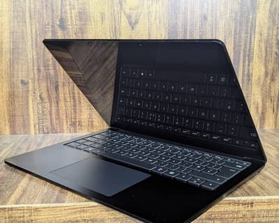 Microsoft Surface Laptop 3 i5 10th Gen 8GB 256GB Touch Laptop