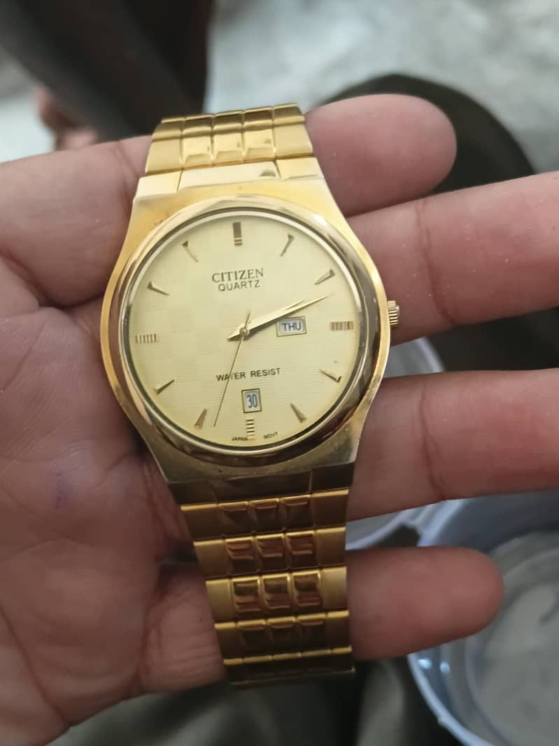 citizen quartz 0