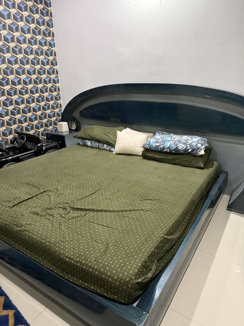 King bed  1