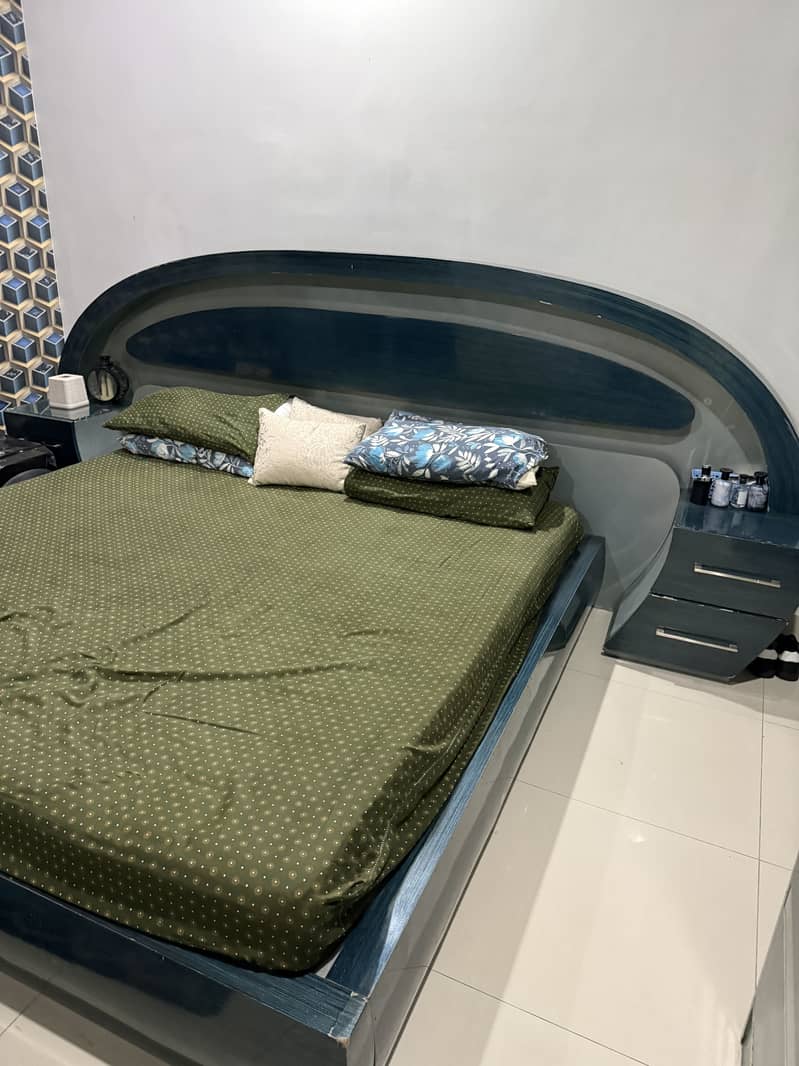 King bed  2