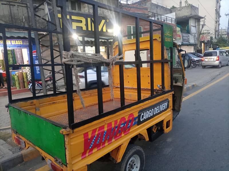 Siwa loader rickshaw 10/10 Condition 5