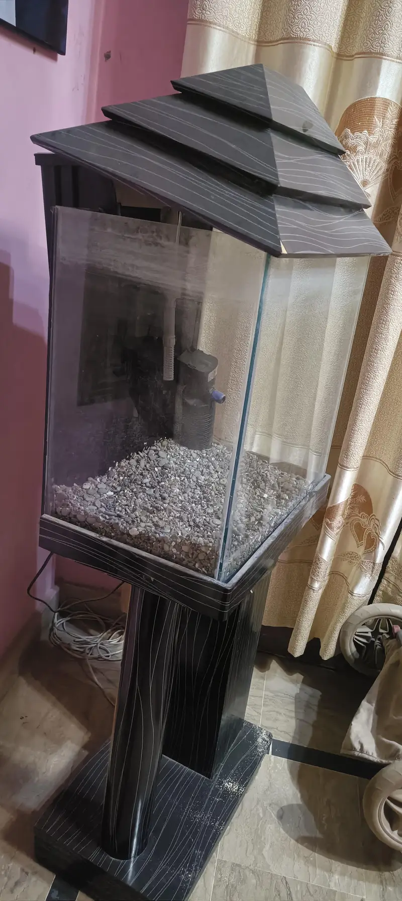 aquarium with Trolly — photo 2
