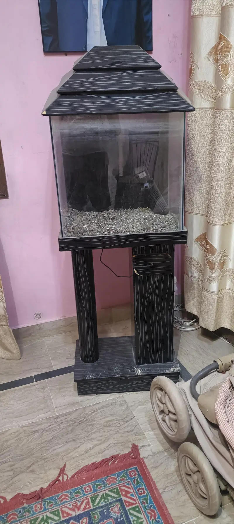 aquarium with Trolly — photo 4