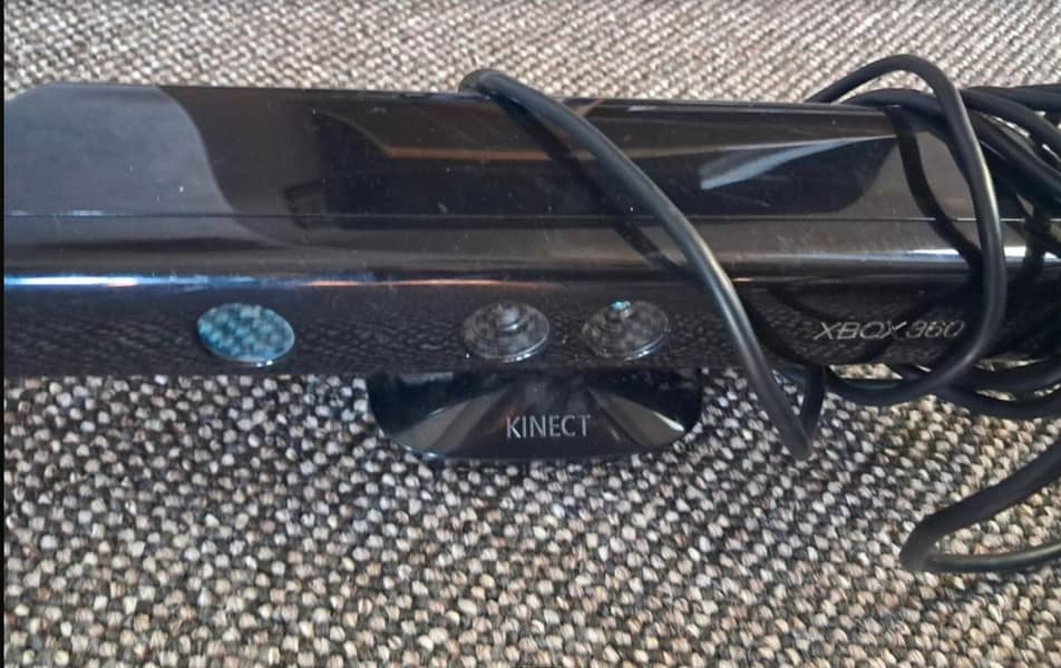 XBOX 360 Slim (Kinect + 2 Controller) (10/10) (Jailbreak) 2