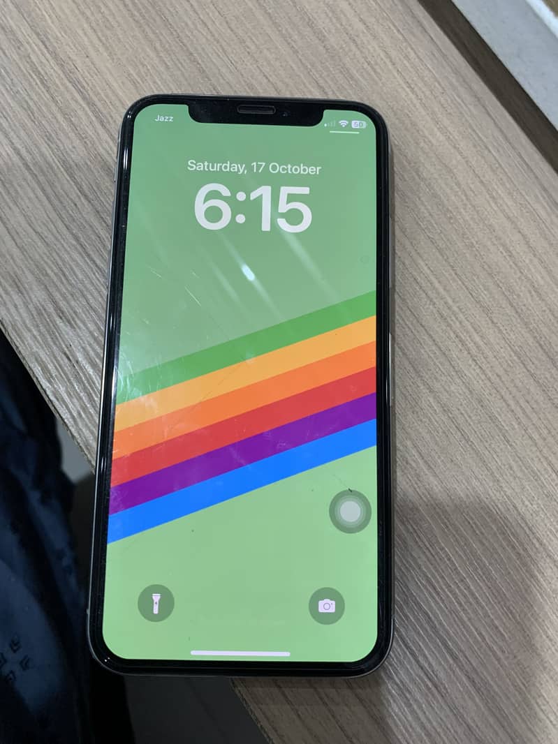 Apple iPhone X 3