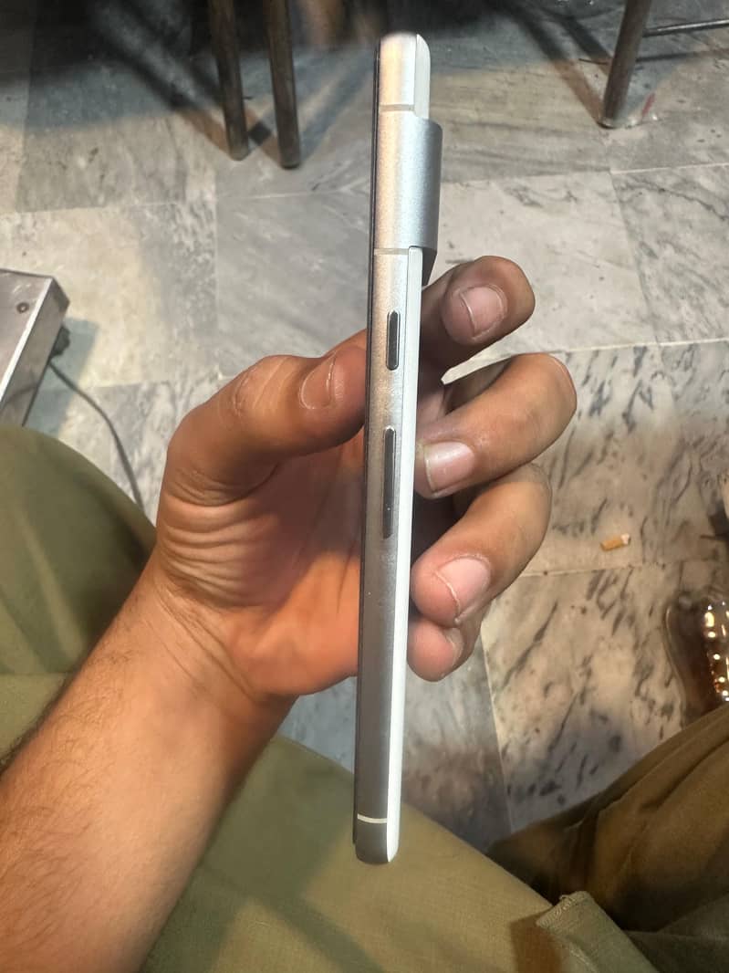 Google Pixel 7 2