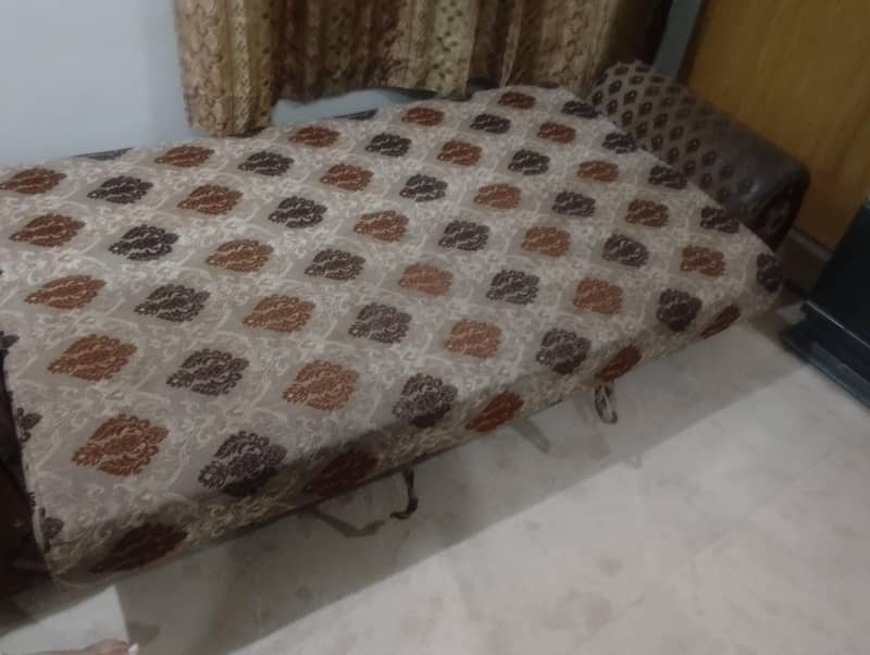 USED SOFA BED 0