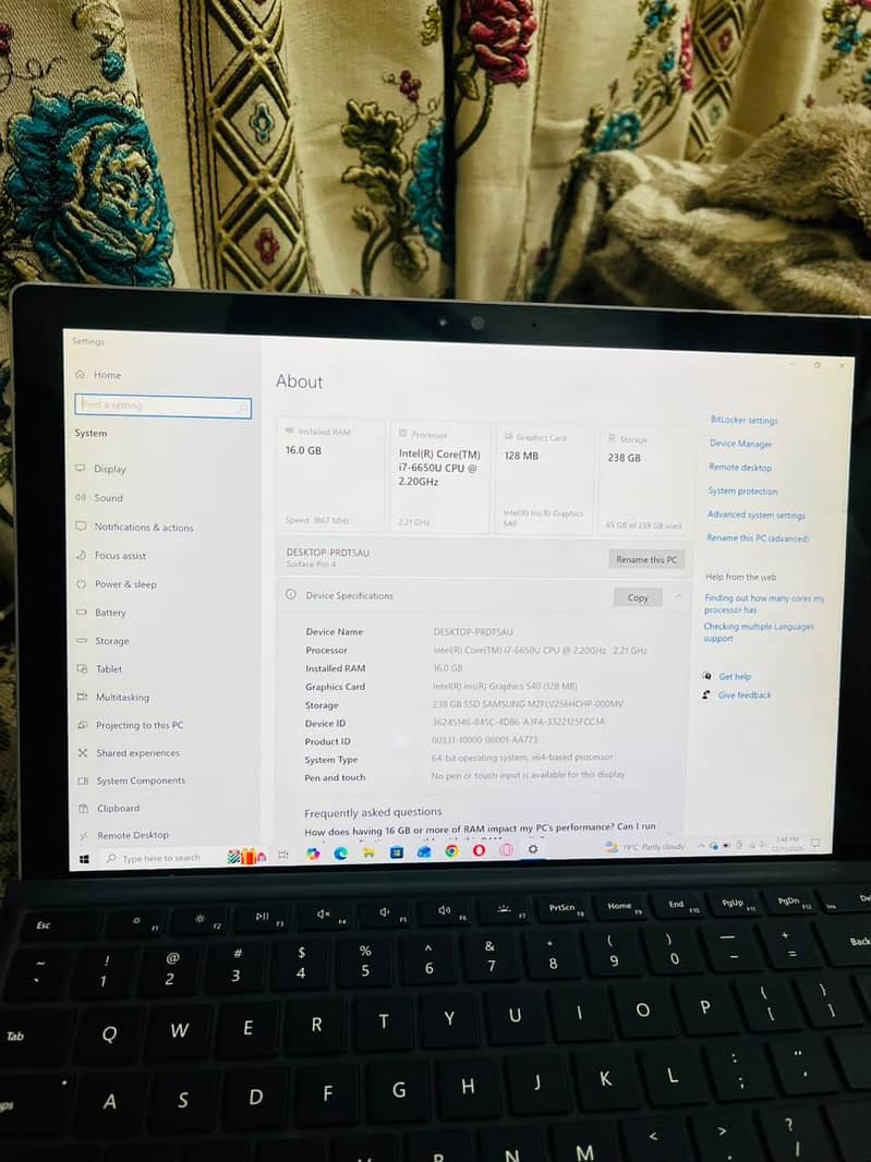 Microsoft Surface Pro 4 core 7 6th Gen 3