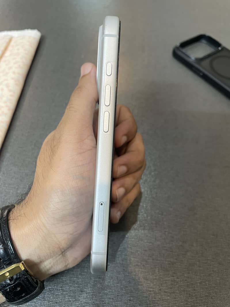 Apple iPhone 17 Pro 1