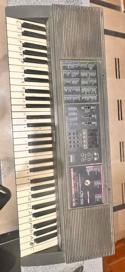 piano keyboard ( Casio)