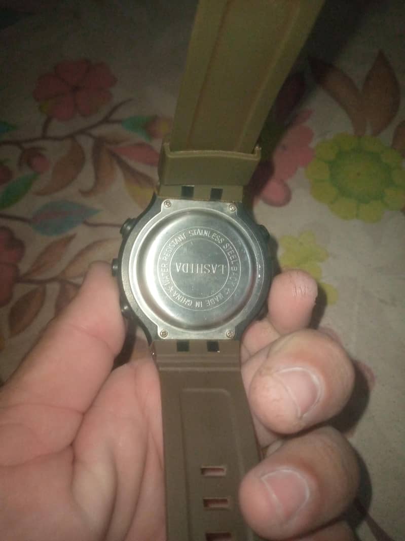 Lashida water proof watch 2