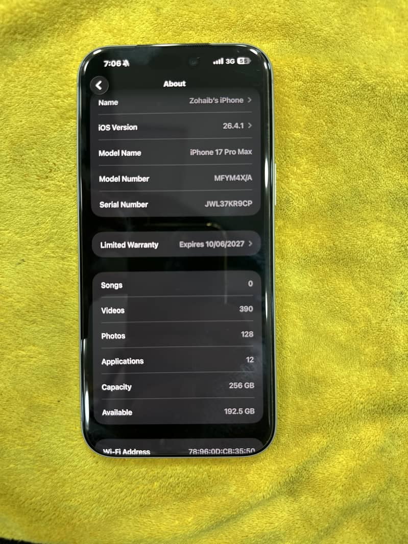 Apple iPhone 17 Pro Max 1