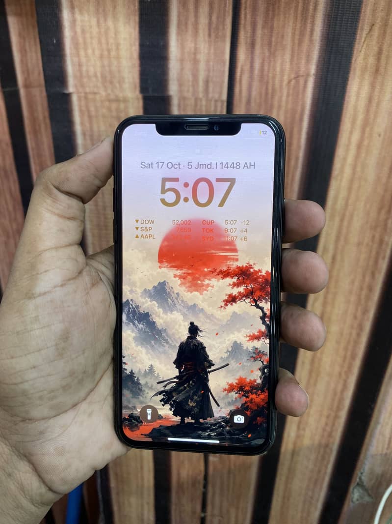Apple iPhone XS 3