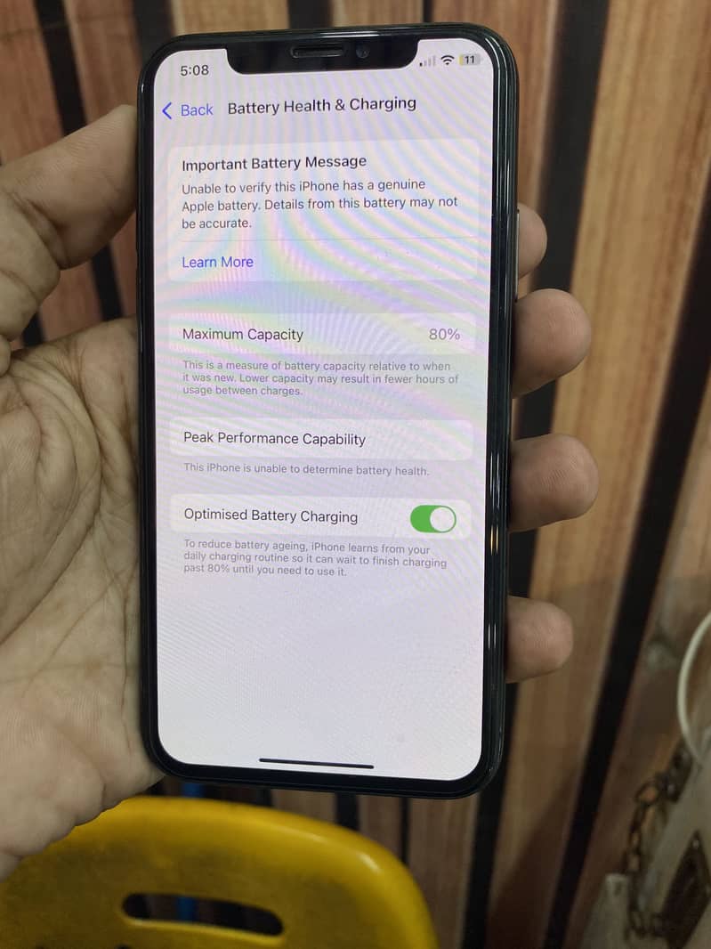 Apple iPhone XS 4