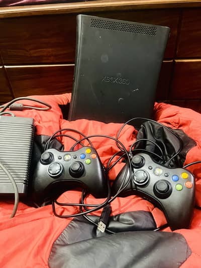 X BOX 360 With all games