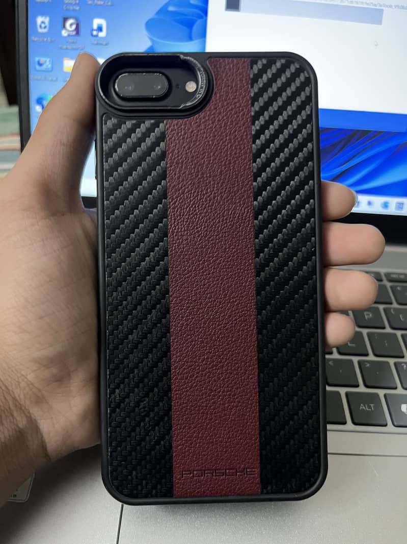 Apple iPhone 7 Plus 0