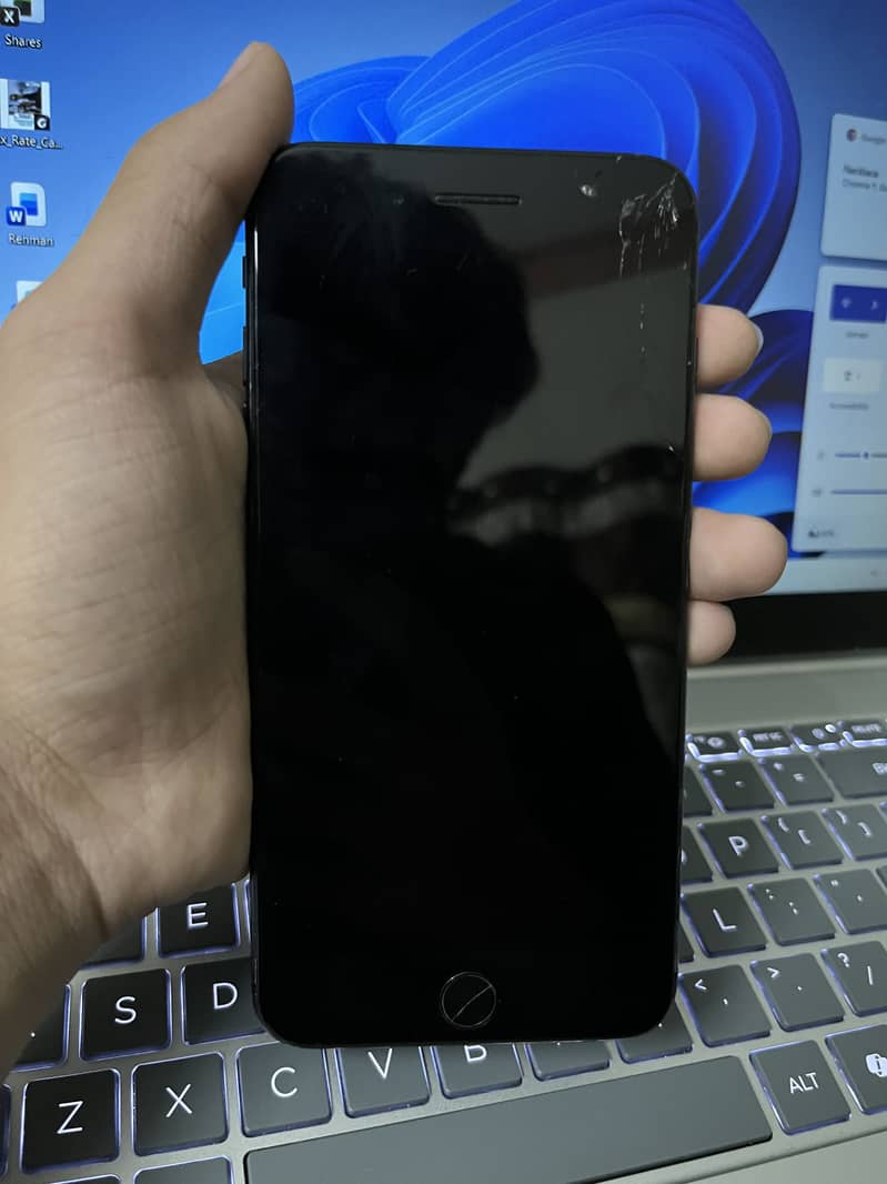 Apple iPhone 7 Plus 4