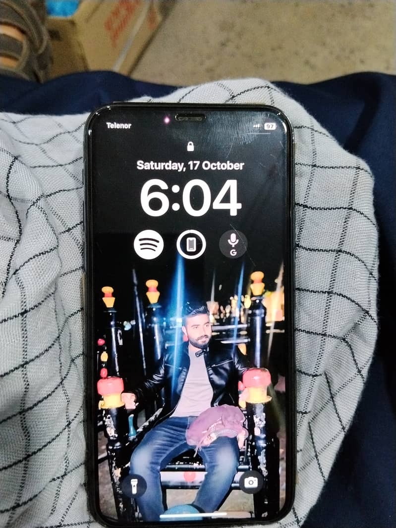 Apple iPhone 11 Pro 0