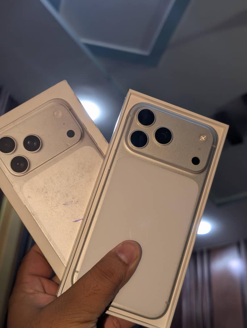 Apple iPhone 17 Pro Max 1