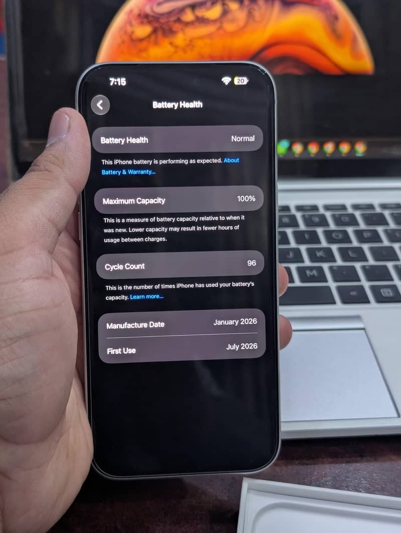Apple iPhone 17 Pro Max 2