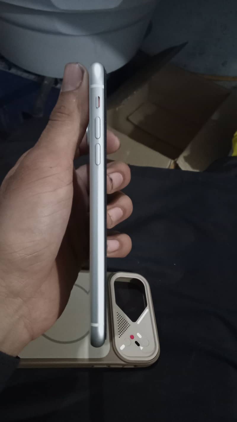 Apple iPhone 11 1