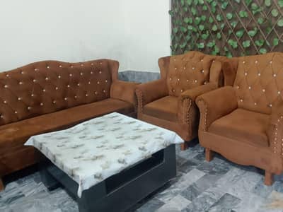 5 Seater sofa set for sale in good condition
