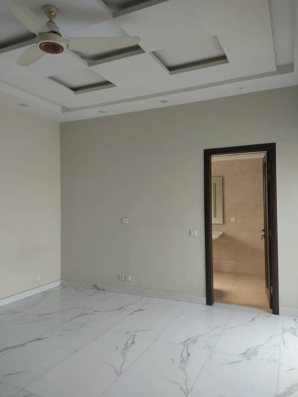 1 Kanal Upper Portion Available For Rent 4