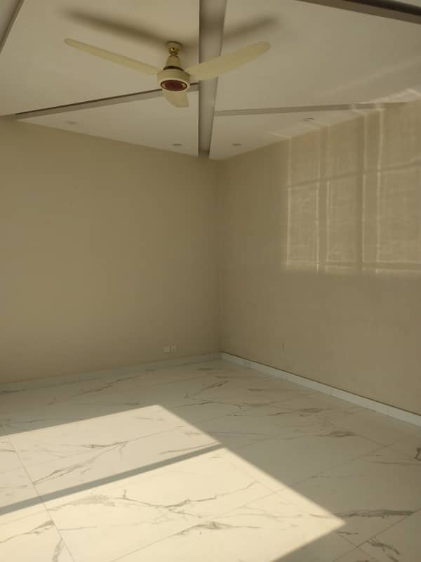 1 Kanal Upper Portion Available For Rent 10
