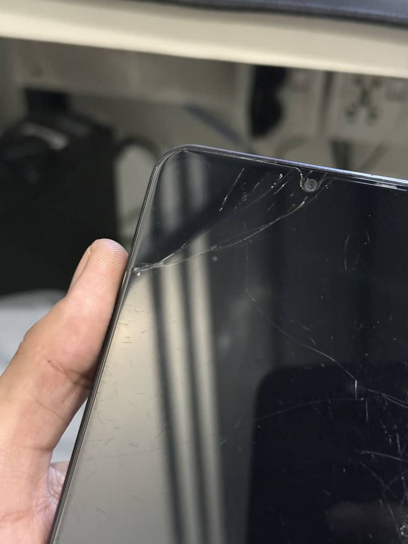 Realme Note 60 6