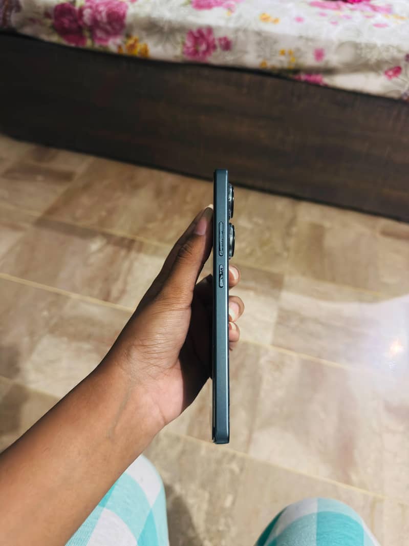 Xiaomi Redmi Note 13 Pro 4