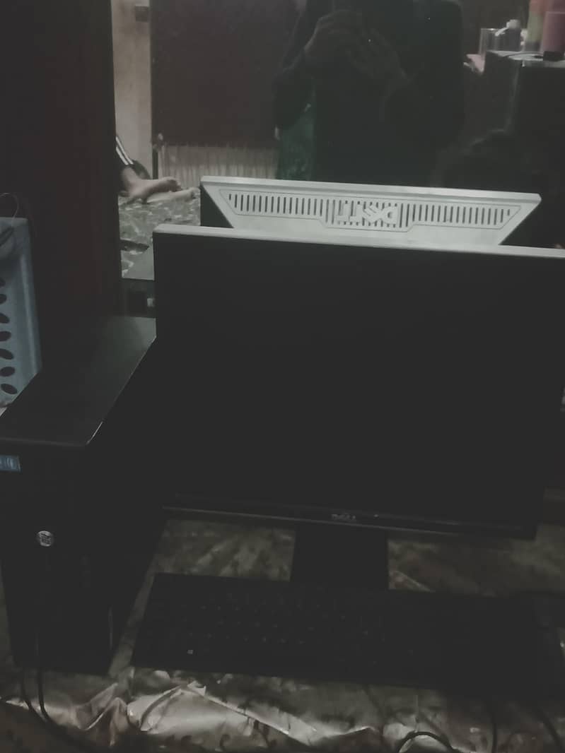 Complete desktop office pc setup 8