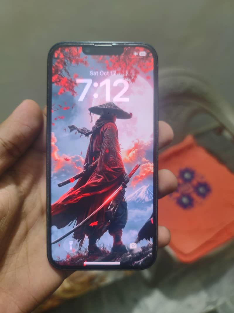 Apple iPhone 14 4