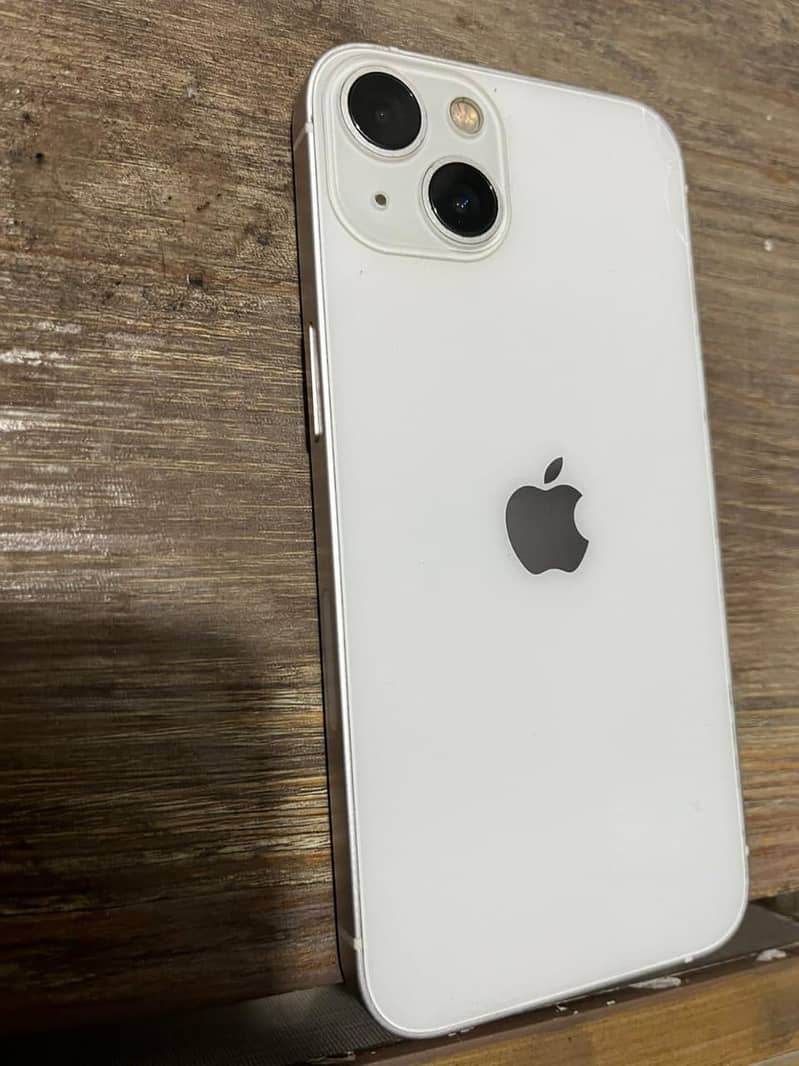 Apple iPhone 13 1