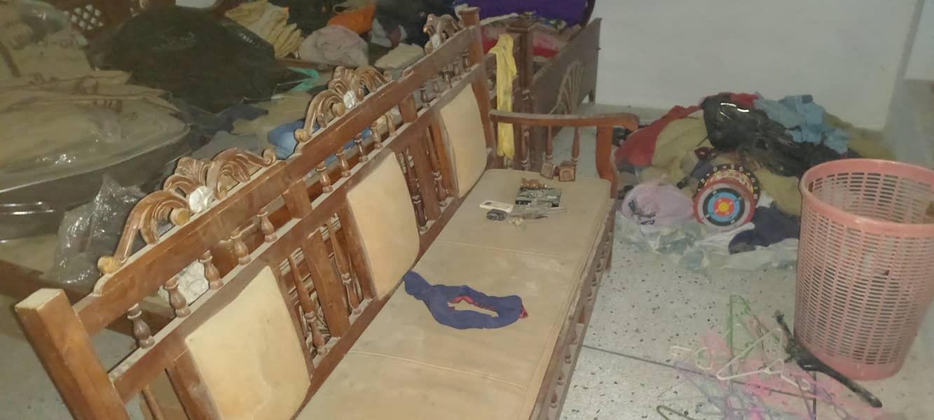 Premuim Classic sofa set 1