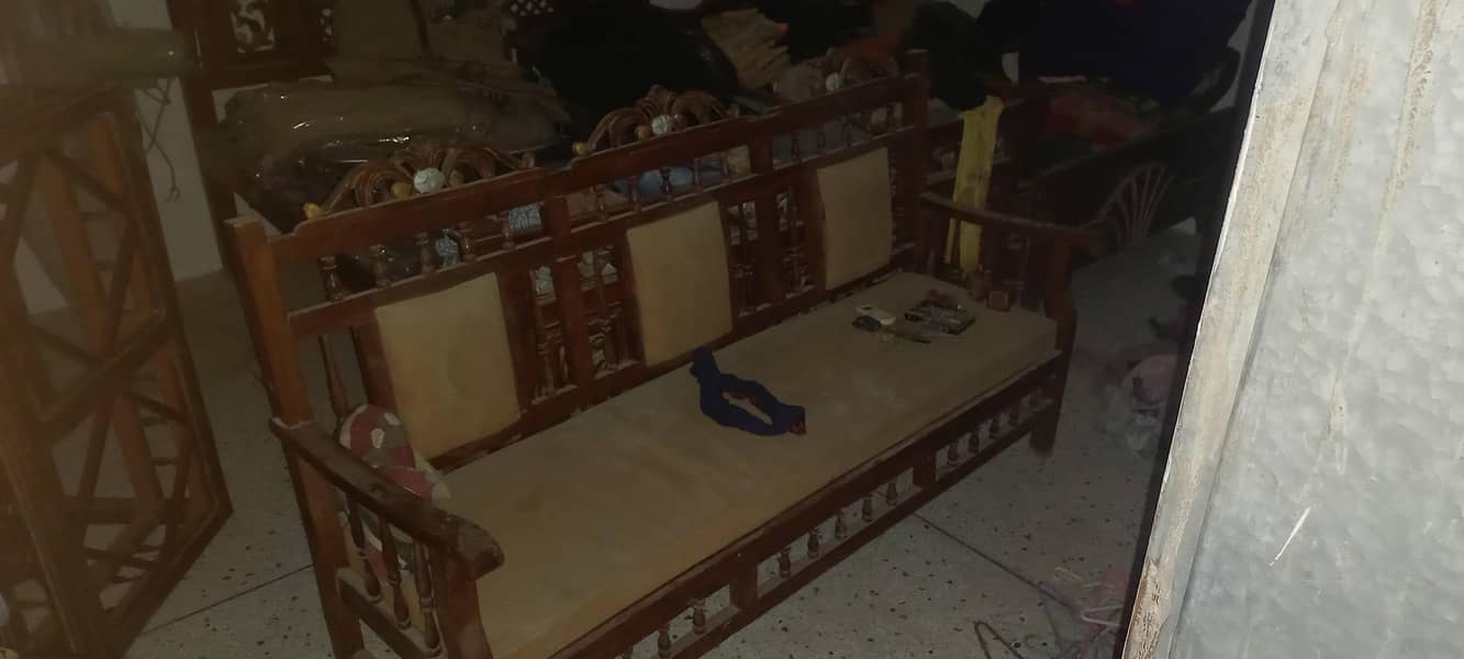 Premuim Classic sofa set 2