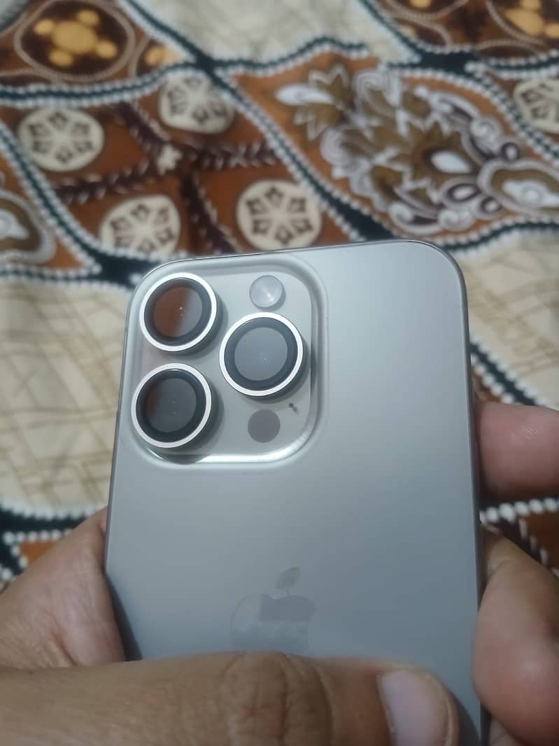 Apple iPhone 15 Pro FU 100 BH 33 Cycle - Mobile Phones - 1120572542